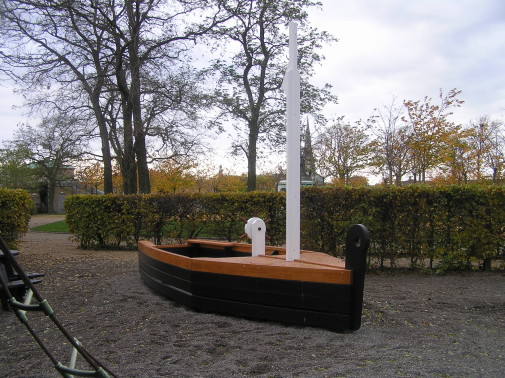 02-061 Båtlek från Woodwork AB
